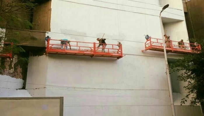 "الثورة".. أزالها العسكر من على الجدران فهل يمحونها من صدور المصريين؟