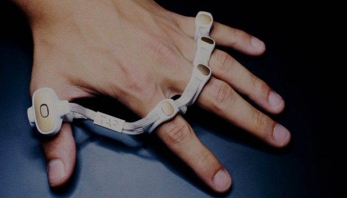 منوعات تقنية TAP تتيح الكتابة على أي سطح عبر نقرات الأصابع