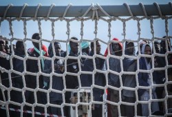 وزراء: إعادة المهاجرين إلى بلدانهم لا يحل المشكلة