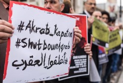 تأجيل طعن عائشة الشاطر لزيارة شقيقها بـ"العقرب"