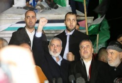 إضراب فلسطيني شامل نصرة للقدس وإسرائيل تستنفر