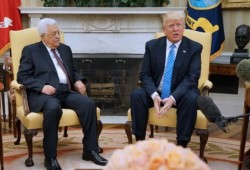 واشنطن تهدد عباس "بنتائج معاكسة" إذا ألغى لقاءه بنائب ترامب