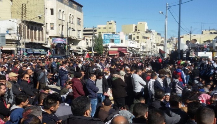 آلاف الأردنيين يخرجون في مسيرات حاشدة نصرة للقدس