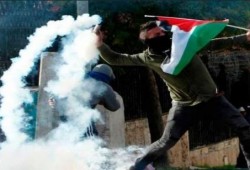 خطيب الأقصى: الإعتراف بالقدس عاصمة لإسرائيل إعلان “حرب”