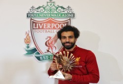 صلاح يتوج بجائزة بي بي سي لأفضل لاعب إفريقي
