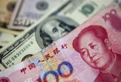 تراجع اليوان الصيني أمام الدولار