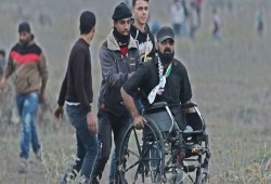 إبراهيم أبو ثريا .. الشهيد مبتور القدمين بغزة