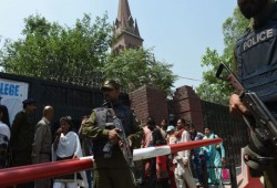 ثمانية قتلى في هجوم انتحاري ضد كنيسة في باكستان