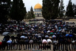 مفتي القدس: القرار الأمريكي لن يغير من واقع المدينة شيئًا