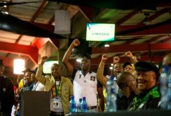 الحزب الحاكم بجنوب أفريقيا يقرر خفض العلاقات مع إسرائيل