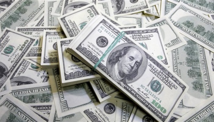 حكومة الانقلاب تنفي ارتفاع سعر الدولار لـ23 جنيها في البنوك