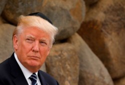 هآرتس: قرار الأمم المتحدة بشأن القدس هزيمة شخصية لترامب