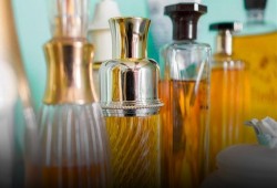 49 ألف عبوة عطور مغشوشة بالعمرانية.. "تسبب السرطان"