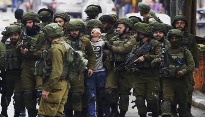 320 طفلا فلسطينيا معتقلون في سجون الاحتلال