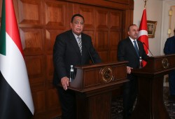 جاويش أوغلو: لا يوجد شيء اسمه المحور التركي الإيراني القطري