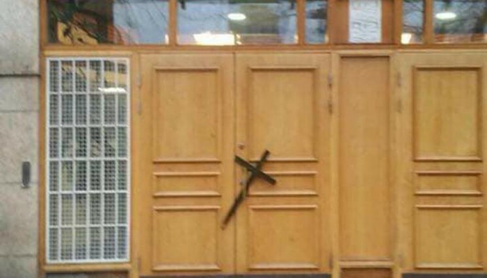 أقدم مساجد العاصمة السويدية يتعرض لاعتداء عنصري