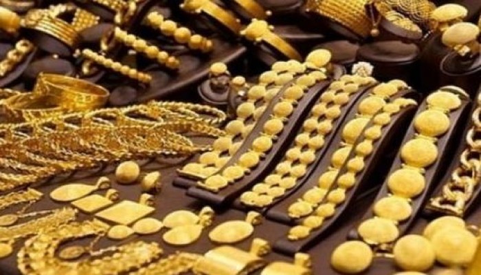 أسعار الدولار مقابل الجنية وسعر الذهب اليوم