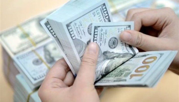 الدولار يختتم 2017 على تراجع ملحوظ