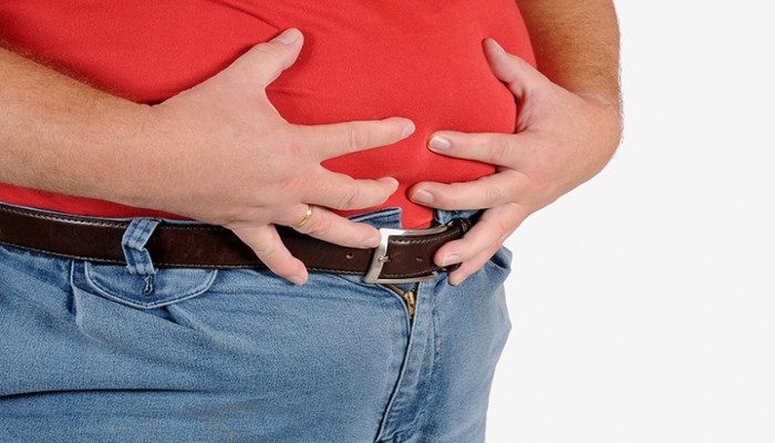 لماذا لا نستطيع فقدان الدهون المتراكمة حول البطن؟