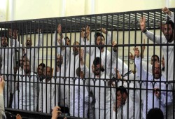 محكمة عسكرية تحيل أوراق 7 معتقلين للمفتي