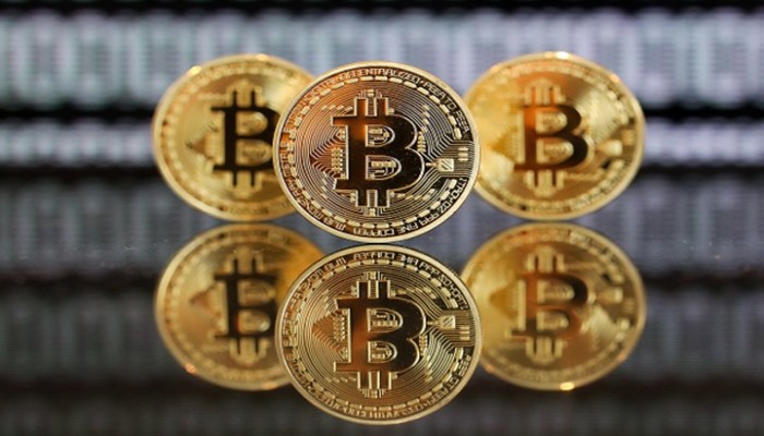 بريطانيا تفاجئ الأسواق بعملة رقمية رسمية تنافس "بيتكوين"