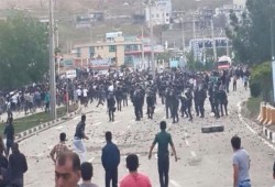 صحيفة ألمانية: لماذا يريد الإيرانيون إسقاط نظام الملالي؟