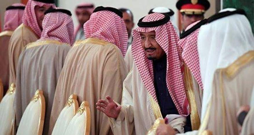 لأول مرة.. الحرس الملكي السعودي يعتقل 11 أميراً تجمهروا في قصر الحكم