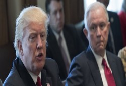 مايكل وولف: كتابي عن الرئيس الأميركي سيطيح به من البيت الأبيض