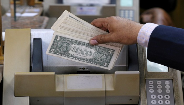 الدولار يستقر عند الارتفاع.. تعرف على أسعار العملات في مصر