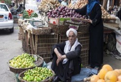 باعة للسيسي: منك لله عايشين أيام سودة (فيديو)