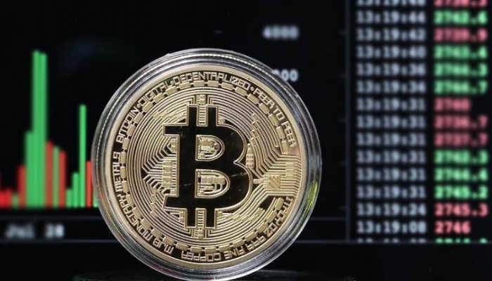 "بيتكوين" فوق 14 ألف دولار مع إعادة تقييم الحظر في كوريا الجنوبية