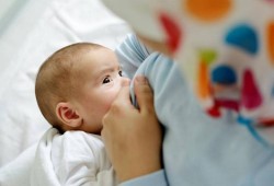 دراسة: الرضاعة الطبيعية تقلل من نسبة إصابة الأم بالسكري