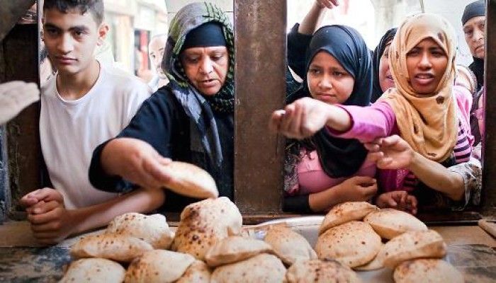 الانقلاب يضع عينه على رغيف الغلابة.. وداعا للدعم