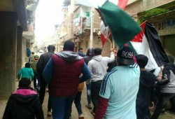 مسيرة ترفع أعلام مصر لثوار كفر الدوار مع بداية أسبوع "يناير الحرية"