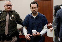 وحش الأطفال.. طبيب أمريكي متهم بالاغتصاب والتحرش بـ140 فتاة