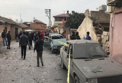 مقتل مدني وإصابة 37 بسقوط قذائف مصدرها سوريا على "ريحانلي" التركية