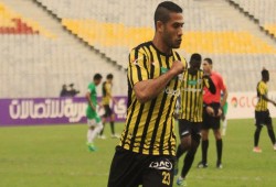"مقصية" أحمد علي تمنح المقاولون تعادلاً مع الاتحاد في الدوري