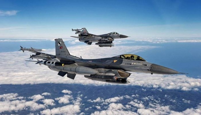 مقاتلات تركية تقصف مواقع "بي كا كا" شمال العراق