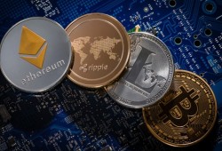 "إيثريوم" تتجاوز "بيتكوين" في أول تصنيف للعملات الإلكترونية