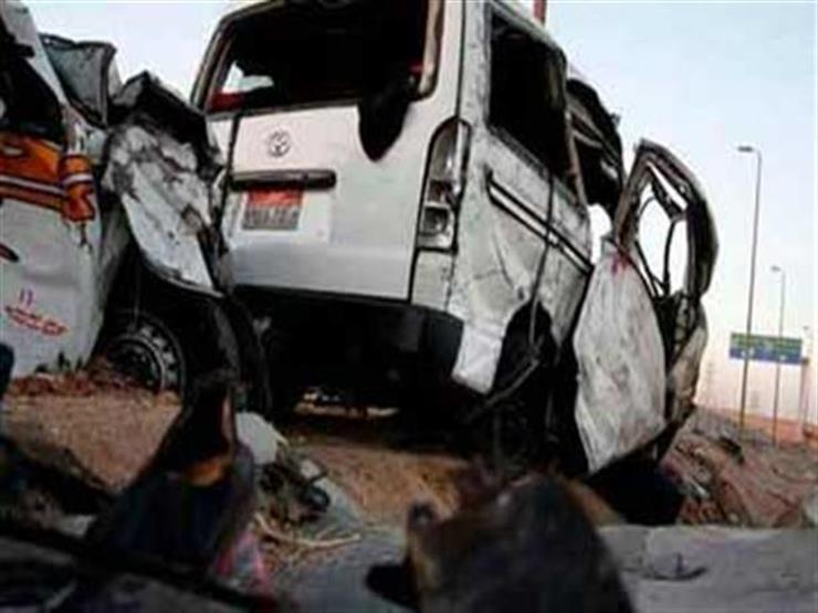 5 وفيات و3 مصابين في تصادم نقل وميكروباص بالبحيرة