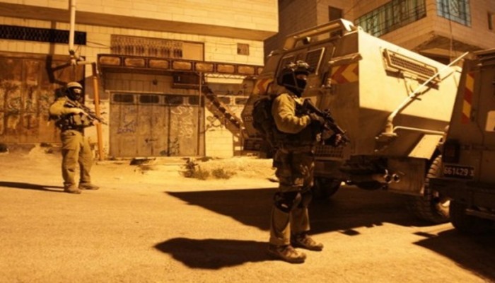 قوات الاحتلال تشن حملة اعتقالات واسعة في القدس والضفة
