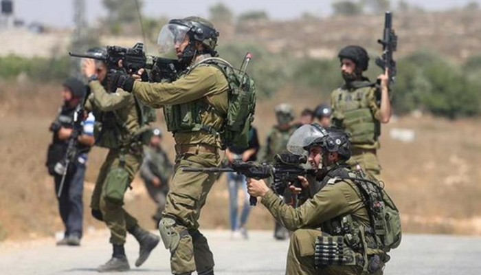 إصابة فلسطيني بجراح "خطيرة" بمواجهات مع الجيش الإسرائيلي بالضفة