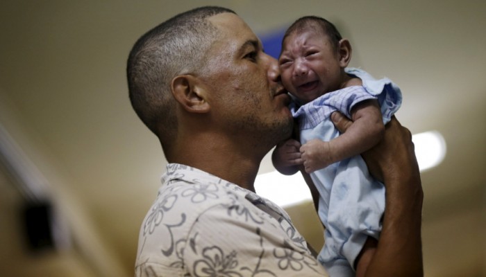 تزايد ولادات الأطفال المشوهين بسبب فيروس زيكا في أمريكا