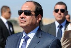 السيسي يهدد "الثوار" و"الأشرار".. خبراء: نحن أمام قذافي جديد
