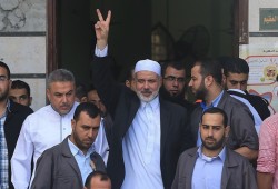 منظمة التحرير ترفض إدراج هنية على "قائمة الإرهاب" وإسرائيل ترحب