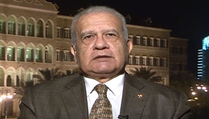 متحدث باسم حملة عنان يهاجم السيسي: أخذنا نحو نهاية بائسة.. ونشطاء "مرسي شجاع"