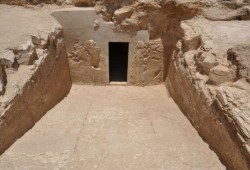 العثور على مقبرة مصرية تعود إلى ما قبل 4400 عام