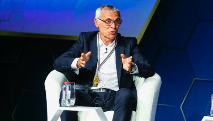 5 منتخبات تتنافس لـ"خطف" كوبر بعد المونديال
