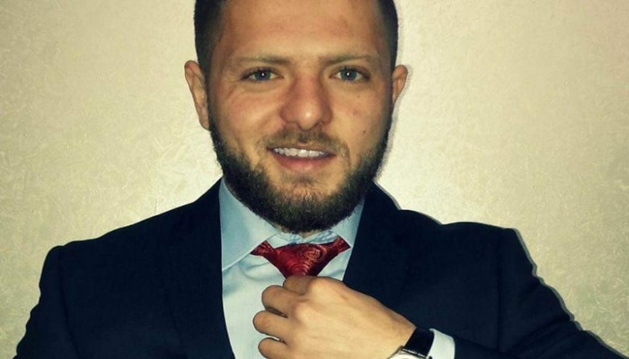 كيف تلقت والدة الشاب أحمد جرار خبر استشهاده؟ (فيديو)