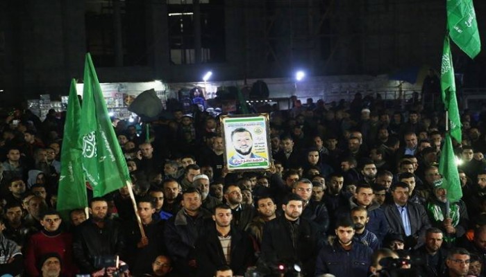 مسيرات بغزة "احتفاء ببطولة الشهيد جرار" ورفضا للتنسيق الأمني